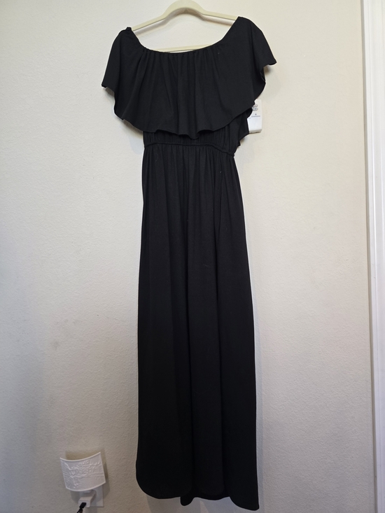 Dresses & Skirts - Otanus Off-Shoulder Black Maxi Dress Sz XL